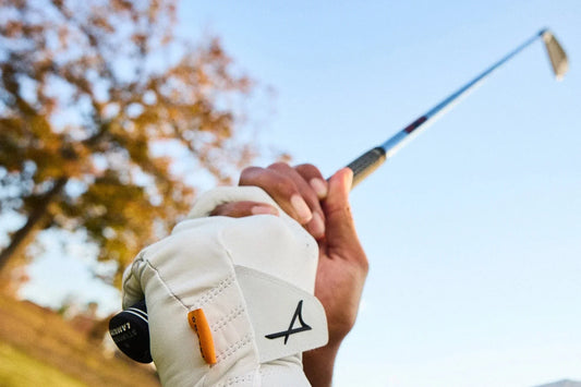 photo golfer grip and golf club swing weight